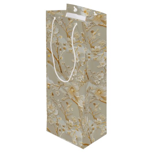 Chic gold cream floral geschenktüte für weinflaschen (Rückseite Schrägansicht)