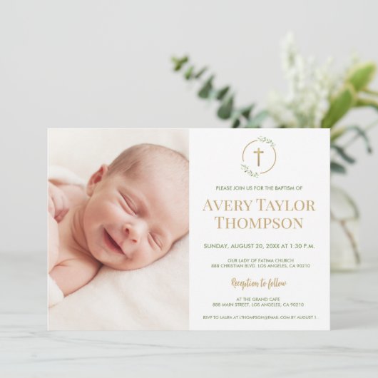 Chic Gold Cross Wasserfarbe Custom Foto Taufe Einladung (Stehend Vorderseite)