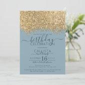 Chic Gold Dusty Blue Glitzer Confetti Birthday Einladung (Stehend Vorderseite)