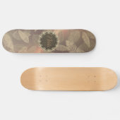 Chic Gold Feathers on Gold Rose Personalisiert Skateboard (Horizontal)