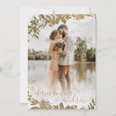 Chic gold florale Marmor Drehbuch 5 Fotos Hochzeit Einladung (Vorderseite)