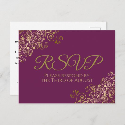Chic Gold Frills on Cassis Lila Wedding RSVP Postkarte (Vorne/Hinten)