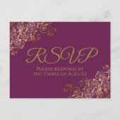 Chic Gold Frills on Cassis Lila Wedding RSVP Postkarte (Vorderseite)