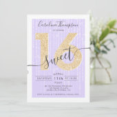 Chic Gold Glitzer Drehbuch Lavendel Sweet 16 Foto Einladung (Stehend Vorderseite)