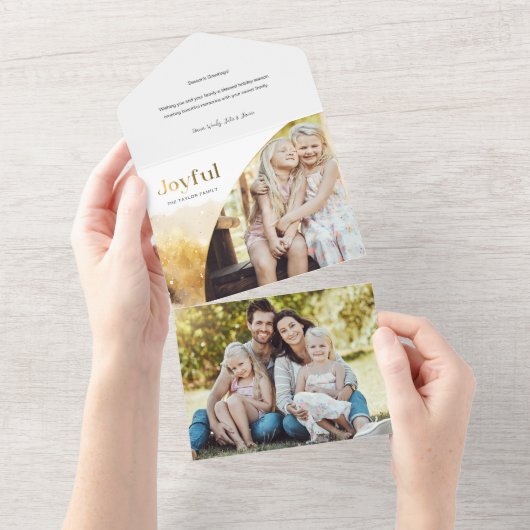 Chic Gold Joyful Script mit kurvem Foto All In One Einladung (Abreißen)