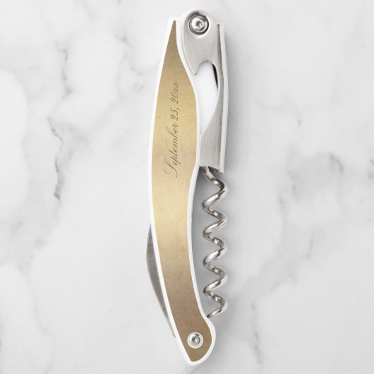 Chic Gold Script Calligraphy Shiny Gold Wedding Kellnermesser (Rückseite)