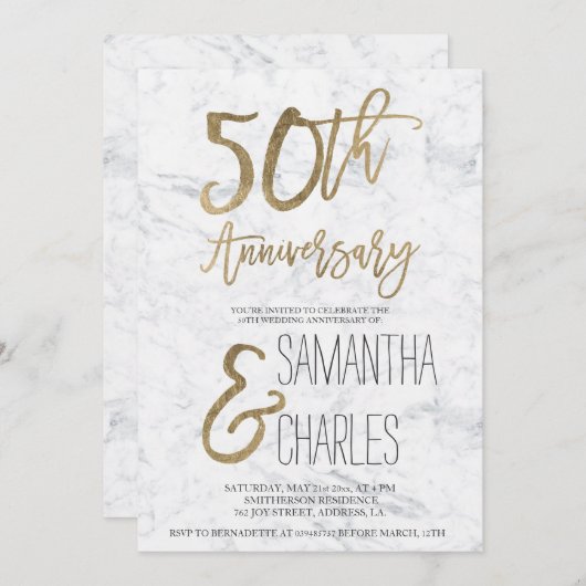 Chic Gold Typografie weißer Marmor 50 Jahre alt Einladung (Vorne/Hinten)