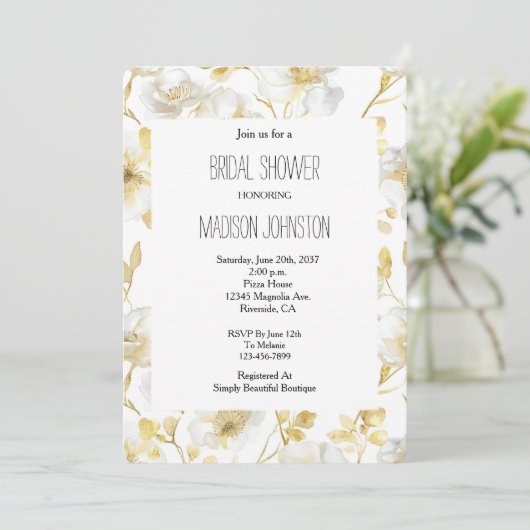 Chic Gold White Flowers Bridal Shower Einladung (Stehend Vorderseite)
