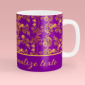Chic Golden Blume auf lila Muster | Angepasst Kaffeetasse