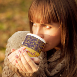 Chic Golden Blume lila Muster | PERSONALISIERT Jumbo-Tasse