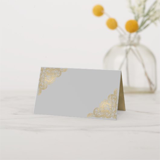 Chic Gray and Gold Wedding Folded Platzkarte (Vorderseite)