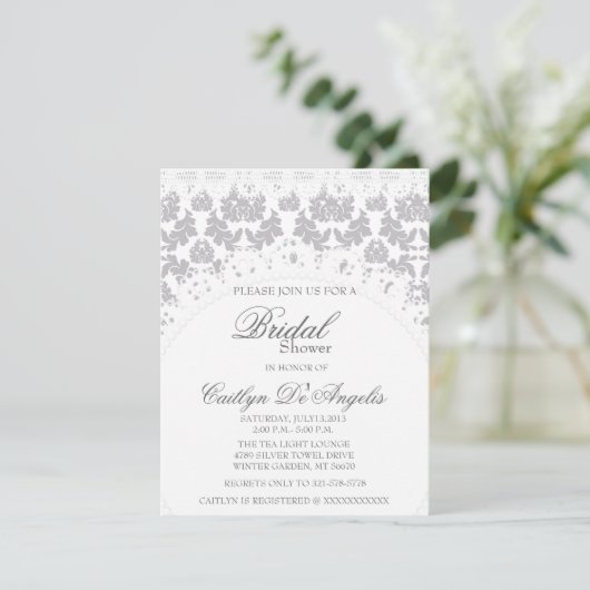 Chic Gray Damask & White Lace Brautparty Einladung (Stehend Vorderseite)