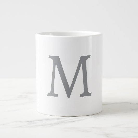 Chic Gray Initial Letter Monogram Modern Jumbo-Tasse (Vorderseite)