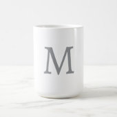 Chic Gray Initial Letter Monogram Modern Kaffeetasse (Mittel)