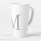 Chic Gray Initial Letter Monogram Modern Milchtasse (Rechte Ecke)