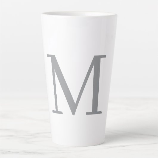Chic Gray Initial Letter Monogram Modern Milchtasse (Vorderseite)
