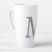 Chic Gray Initial Letter Monogram Modern Milchtasse (Linke Ecke)