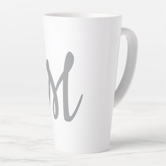 Chic Gray Initial Letter Monogram Modern Milchtasse (Rechte Ecke)