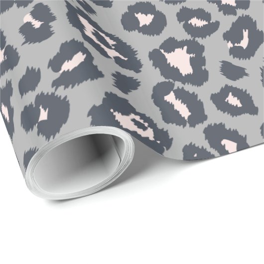 Chic Gray Leopard Druckmuster Geschenkpapier (Rolleneckpunkt)