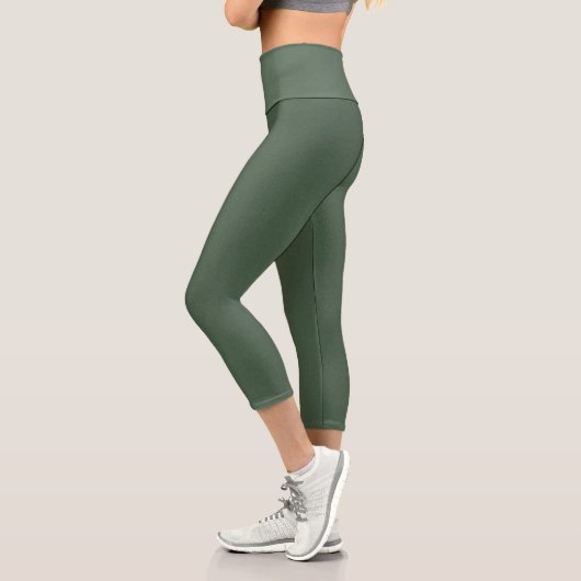 Chic Green Texture Capri Active-wear Leggings (Links)