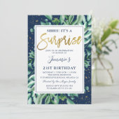 Chic Greenery Navy Blue Gold Überraschung Geburtst Einladung (Stehend Vorderseite)