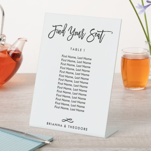 Chic Hand Letted Individual Seating Chart Sockelschild (In Situ)