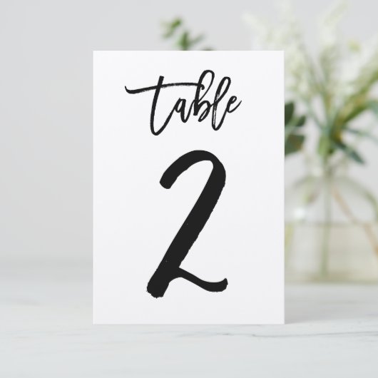 Chic Hand Letter Kraft Tischnummer Card | Tabelle (Stehend Vorderseite)