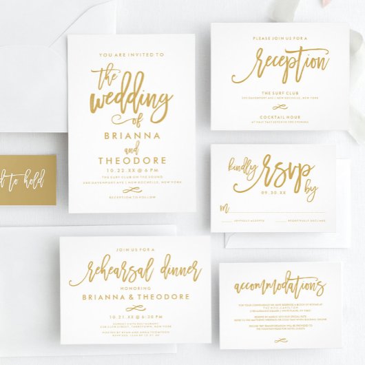 Chic Hand Lettered Gold Wedding Einladung