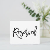 Chic Hand Lettered Wedding Reservierte Zeichen Einladung (Stehend Vorderseite)