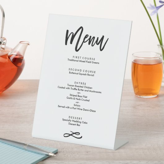 Chic Hand Lettered Wedtered Menu Black Sockelschild (In Situ)