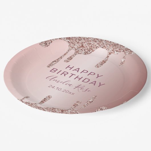 Chic Happy Birthday Rose Gold Glitzer Pappteller (Schrägansicht)