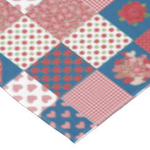Chic Hearts and Rose Imitate Patchwork Tableteclot Tischdecke (Schrägansicht)