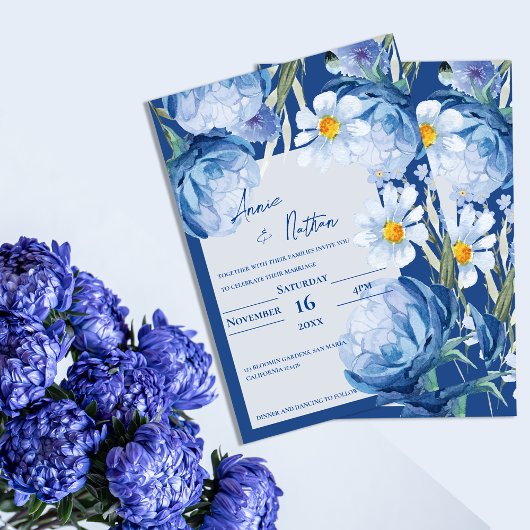 Chic Hübsch Blue Flowers Trendy Floral Wedding Einladung