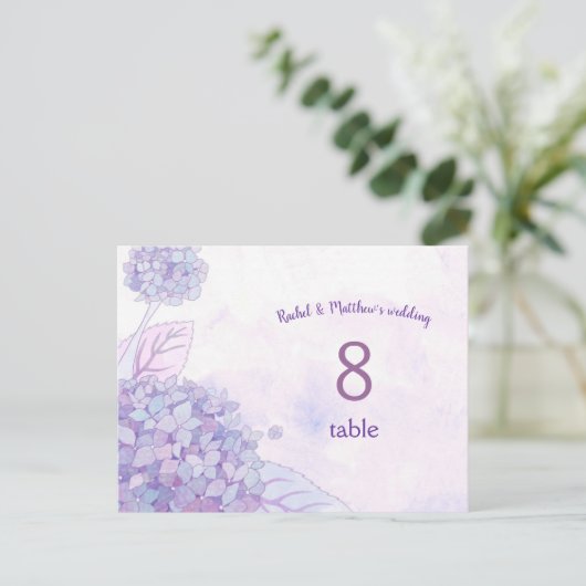 Chic Hydrangeas Wedding Tischnummer Card (Stehend Vorderseite)