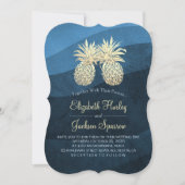 Chic Imitate Gold Ananas Couple Blue Wave Wedding Einladung (Vorderseite)
