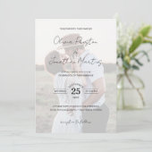 Chic Imitats Vellum Effect Foto QR Code UAWG Weddi Einladung (Stehend Vorderseite)