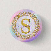 Chic Iridescent Initial mit Gold Scrollwork Button (Vorderseite)