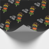Chic Kebab Funny Shish Kebab Pun Dark BG Geschenkpapier (Ecke)
