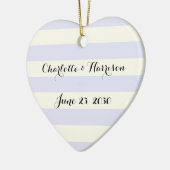 Chic lavender Elfenbein-Schriftzeichen Weihnachten Keramik Ornament (Links)