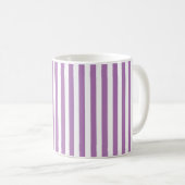 Chic Lavender Lila und weiß vertikal gestreift Kaffeetasse (VorderseiteRechts)