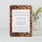 Chic Leopard Animal Birthday Einladung (Stehend Vorderseite)