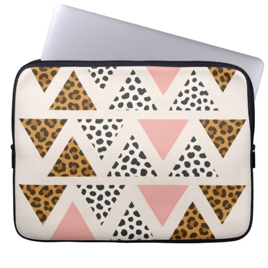 Chic Leopard & Pink Triangle Pattern Laptopschutzhülle (Vorderseite)