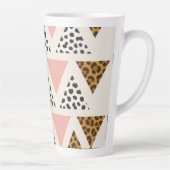 Chic Leopard & Pink Triangle Pattern Milchtasse (Rechts)
