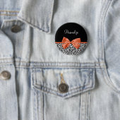Chic Leopard Print Burnt Orange Bow und Name Button (Beispiel)
