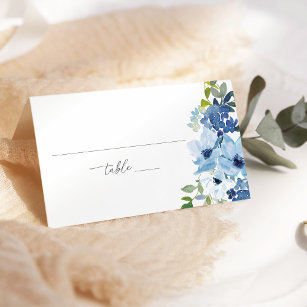 Chic Light Blue Watercolor Blumen Hochzeit Lined Platzkarte