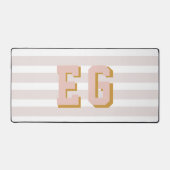 Chic Light Pink Preppy Monogram Initials Schreibtischunterlage (Vorderseite)