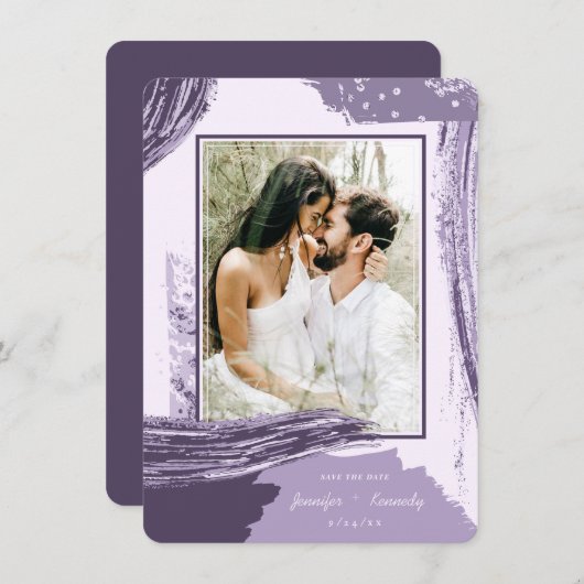 Chic Lila Abstrakt Paint Brush Strokes Foto Save The Date (Vorne/Hinten)