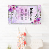 Chic Lila Floral & Silver Wedding Willkommen Banner (Insitu)