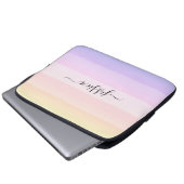 Chic lila gestreifter Skriptname Laptop-Ärmel Laptopschutzhülle (Vorne Knopf)