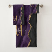 Chic Lila Gold Glitzer Agate Custom Monogram Badhandtuch Set (Insitu)